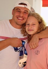 Bei den Schneiders ist Ringen Familiensport. Auch Chris, der für Thalheim in der Regionalliga ringt, freut sich über die Silbermedaille seiner Schwester Lilly bei der Junioren-Weltmeisterschaft in Ufa. 