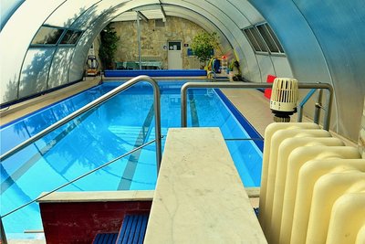 Die Temperatur im kleinen Hallenbad wird am 1. Oktober abgesenkt. Damit ist hier auch kein Babyschwimmen mehr möglich. 