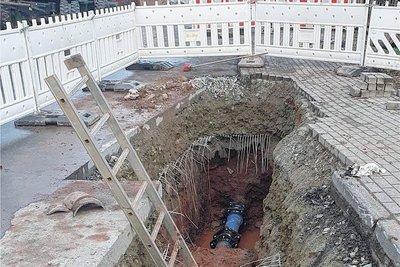 In Leubnitz-Forst legte ein Wasserrohrbruch die Versorgung der Anwohner lahm. Die Havarie ist behoben.