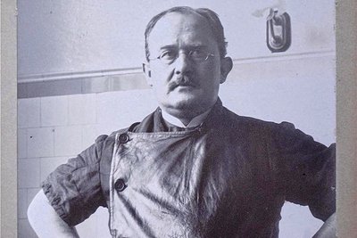 Der Dresdner Medizinprofessor Paul Geipel schenkte den übergroßen Teil seiner Kunstsammlung der Stadt Glauchau.