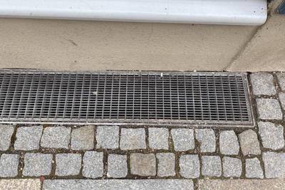 Für die Löcher, die sich an Hauswänden auftun, sollen mit Lichtschächten wie diesem abgedeckt werden. 