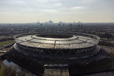 Seit 2016 trägt West Ham United seine Heimspiele im London Stadium aus. (Archivbild)