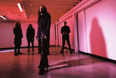 Legen ein brutal geschicktes Alterswerk vor: Korn.