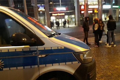 Die Stadt-Galerie in Plauen ist wegen einer Bombendrohung evakuiert worden.