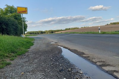 Zwischen Kauschwitz und dem Plauen-Park gibt es keinen Fußweg. Das soll sich jetzt ändern.