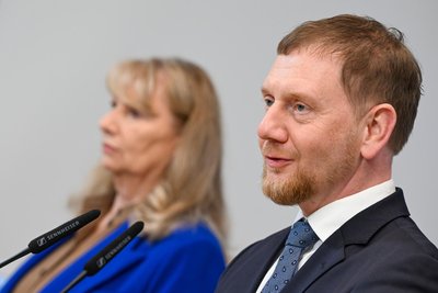 Führen Sachsens CDU/SPD-Minderheitsregierung an: Ministerpräsident Michael Kretschmer (CDU) und seine Stellvertreterin Petra Köpping (SPD).