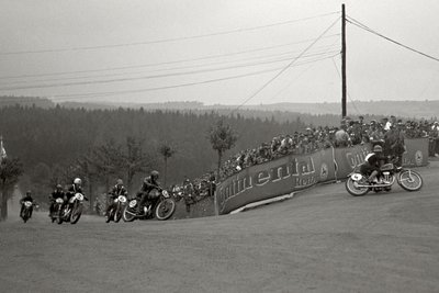 Motorradrennen zum Großen Preis von Deutschland 1934 auf dem Badberg-Viereck.