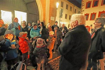 Die Domkurrende sang dem Bundespräsidenten ein Weihnachtslied. 