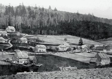 Blick auf die Alte Straße und den Zechenweg. 