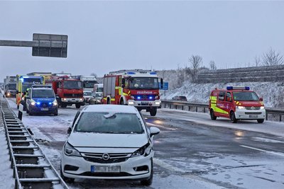 Ein Opel war am Donnerstagmorgen auf der A 4 ins Schleudern geraten.