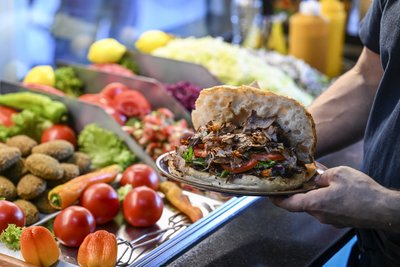 Für Heißhunger und Eilige: Der Döner gehört zu beliebtesten Imbiss-Gerichten.