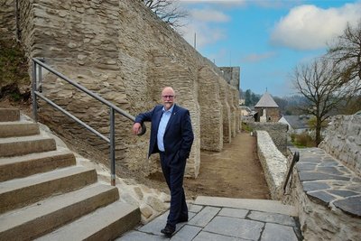 Als Höhepunkt seiner Amtszeit bezeichnet Sandro Bauroth die Generalsanierung der Burgruine, die in die Zielgerade einbiegt.