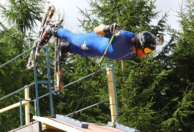 Filippo Zamboni aus Italien zeigte schon am Start außergewöhnliche Fähigkeiten in seiner Lieblingsdisziplin, dem Slalom. Am Ende wurde er seiner Favoritenrolle gerecht. 