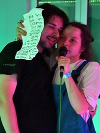 Florian Illing und Jens Ausderwäsche sind Baumarkt, ein Traumpaar aus der Fachabteilung Dada-Elektropop. 