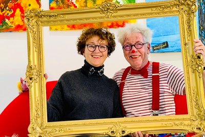 Die Kunstmalerin Andrea Horlomus und der Theaterpädagoge und Chef des Thüringer Kindertheaters „Winzig“, Hans-Joachim Zimmermann, arbeiten künftig zusammen.