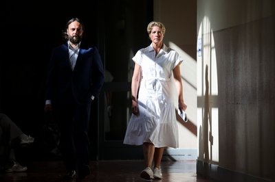Christina Block und ihr Anwalt Ingo Bott auf dem Weg ins Gericht.