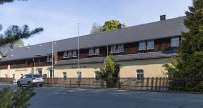 Tannenberg will weiter kommunale Wohnungen modernisieren. Zurzeit erfolgt das in zwei solchen im Rittergut. 