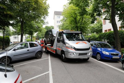 Die Reifen von zehn Fahrzeugen sind in der Nacht zu Montag auf dem Chemnitzer Sonnenberg zerstochen worden.
