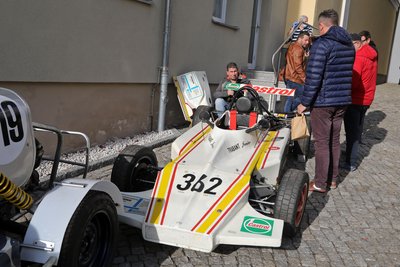 Ein Formel Rennwagen Trabant Junior.