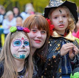 Halloween im Burgstädter Wettinhain.