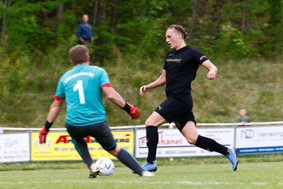 Stürmer Max Gehrmann von Fortschritt Lichtenstein - hier im Spiel gegen Ebersbrunn - hat gegen Zwickau II als Joker zugestochen.