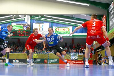 Zur Halbzeit führte der EHV, hier mit Elias Gansau, 18:15.