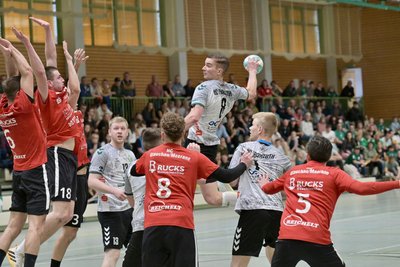 Vor allem bei Derbys wie hier gegen den HC Glauchau/Meerane II in der Saison 2024/25 gibt es bei den Heimspielen des HC Fraureuth eine tolle Kulisse. Das soll jetzt auch zum Jubiläum so sein.