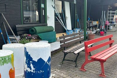 Vor dem Saisonstart standen für die Mitglieder des Vereins „Hochofensport“ im Freibadgelände in Schmalzgrube viele Arbeitseinsätze auf dem Programm.