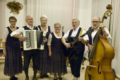 Die Heimatgruppe Sohl gestaltet am Samstag ab 14.30 Uhr den 9. Vogtländischen Heimattag in der Alten Schule in Gettengrün.