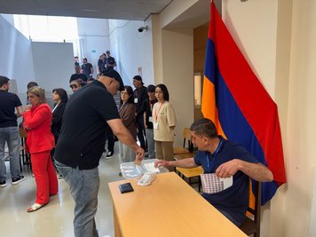 Bei der Abstimmung in Armenien ging es auch um den außenpolitischen Kurs des Landes im Südkaukasus.