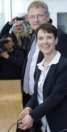 Das AfD-Chefduo im März vor der Hauptstadtpresse: die Sächsin Frauke Petry und der Baden-Württemberger Jörg Meuthen.