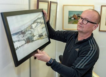 Etwa 30 Arbeiten zeigt der Auerbacher Zeichner Bernd Seidel ab Donnerstag in der Galerie am Schloss in Falkenstein. Darunter auch das Aquarell "An der Steinhalde". 