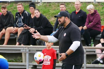Bisher lief es für Rico Offenderlein und den SV Neudorf in der Erzgebirgsliga wie am Schnürchen.