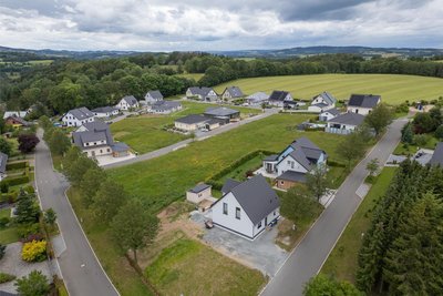 Im Großrückerswalder Wohngebiet „Am Schieferberg“ sind aktuell acht unbebaute Parzellen vorhanden.