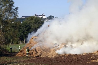 Das Großfeuer in Hohenfichte ist inzwischen gelöscht. 