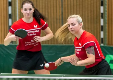 Emily Kaden (links) und Celine Schellenberger bilden bei der SG Sorgau ein starkes Doppel. 