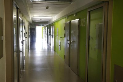 Unter Einschluss in der Zelle sind die Insassinnen der Chemnitzer Frauenhaftanstalt vor Attacken möglicher Angreiferinnen weitgehend sicher. Es sei denn, die Zellennachbarin wäre der Feind.