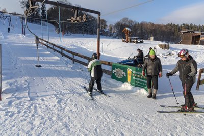 Der Skilift „An der Hühnerfarm“ in Ehrenfriedersdorf.