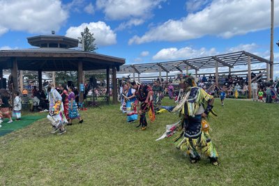 Für ihre "Pow Wow"-Zeremonie haben die indigenen Völker auf dem Mount McKay ein Stadion gebaut.
