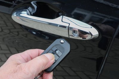 Über die Fernverrieglung ortete die Diebin das Fahrzeug.