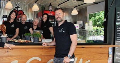Freuen sich auf die erste Wintersaison im Bacaru: Matthias Krauß (rechts), Geschäftsführer von Krauß Event, und einige Team-Mitglieder (von links): Sindy Arlt, Uwe Reinisch, Anja Ostwald und Sandra Gierth. 