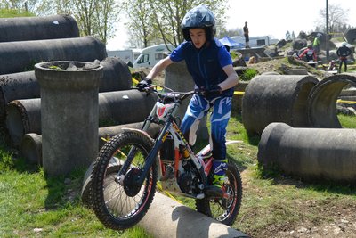 Scott Sander gehört zu den besten Motorradtrialern in den Reihen des MSC Thalheim.