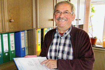Hansjörg Weigel hat das Dorftheater über viele Jahre hinweg geleitet. An dem aktuellen Stück arbeitete er bis zu seinem Tod 2020.