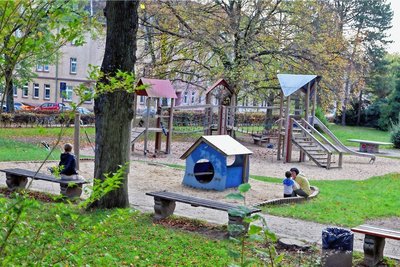Der Spielplatz "Rosa Luxemburg" an der Friedrich-Engels-Straße in Hohenstein-Ernstthal bekommt ein neues Klettergerät.