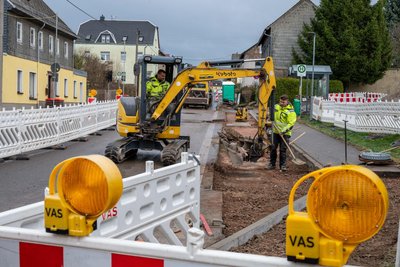 Die Baustelle für die Regenwasserleitung in Erlau.