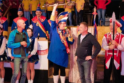 Im Ritterhof hat RCV-Präsident Tom Schreiter am 11.11. um 11.11. den Rathausschlüssel von Altmittweida übernommen.