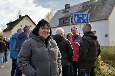 Birgit Otto wohnt am Kiefernweg in Aue. Sie sprach sich dafür aus, die Spielstraße dort zu versetzen.