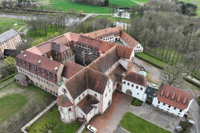 Die Wirkungsstätte von Pater Maurus: Das Kloster in Wechselburg und die Basilika, ebenfalls im Bild das Schloss.