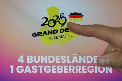 Das neue Logo „2029 Grand Depart“ für den geplanten Start der Tour de France 2029 in Ostdeutschland. 