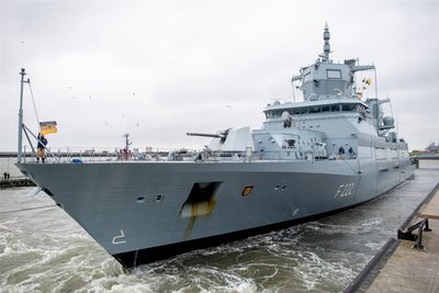 Die Fregatte F222 „Baden-Württemberg“ – hier am Marinestützpunkt im niedersächsischen Wilhelmshaven – hat mit dem Versorgungsschiff „Frankfurt am Main“ die Taiwanstraße durchfahren.